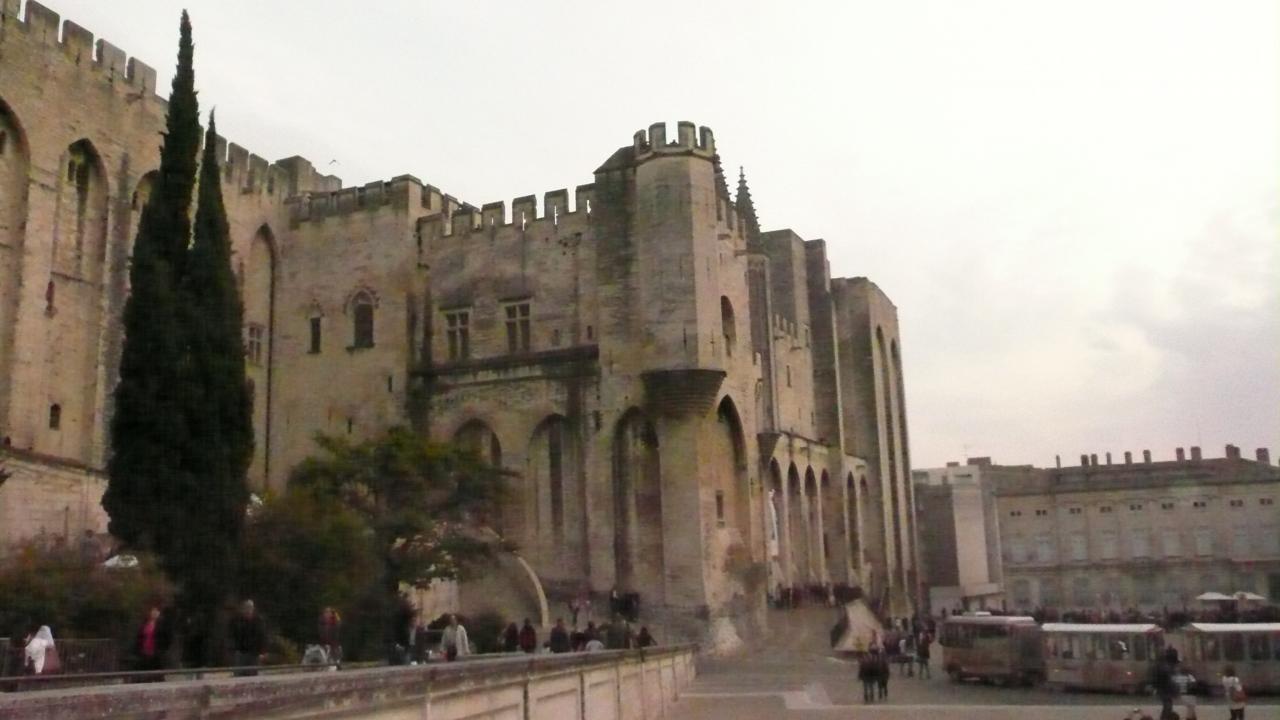 Avignon le palais des papes